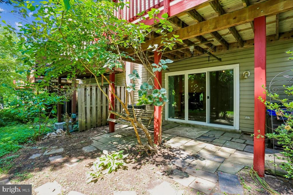 20016 LAKE PARK DRIVE Unit: 122