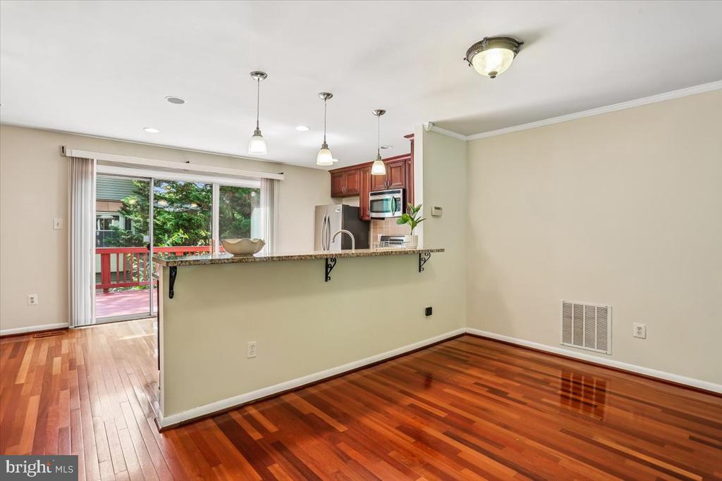 20016 LAKE PARK DRIVE Unit: 122