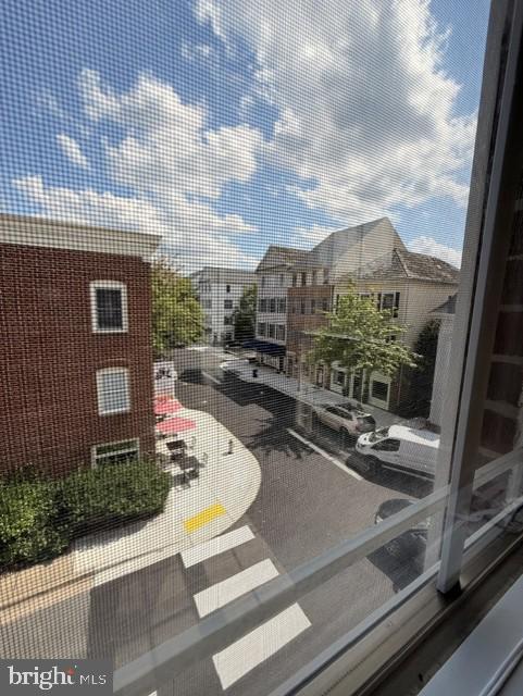324 Top floor MAIN STREET