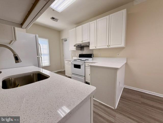 324 Top floor MAIN STREET