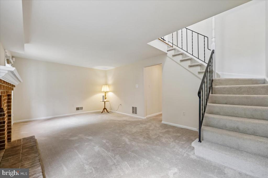 7021 WICK LANE