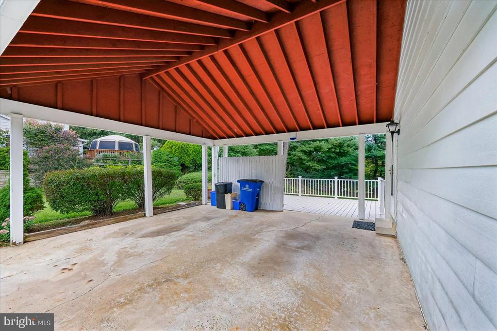 7021 WICK LANE
