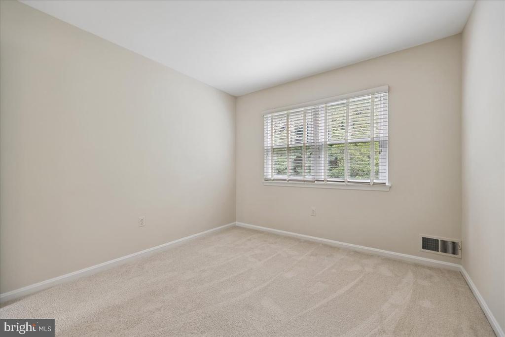7021 WICK LANE