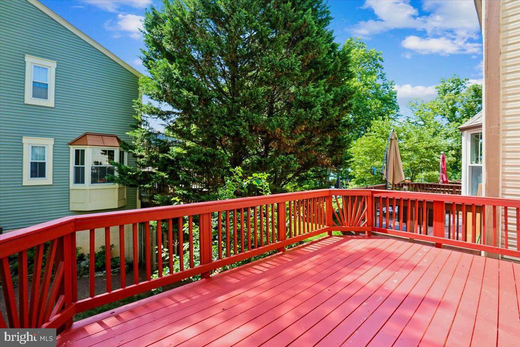 20016 LAKE PARK DRIVE Unit: 122