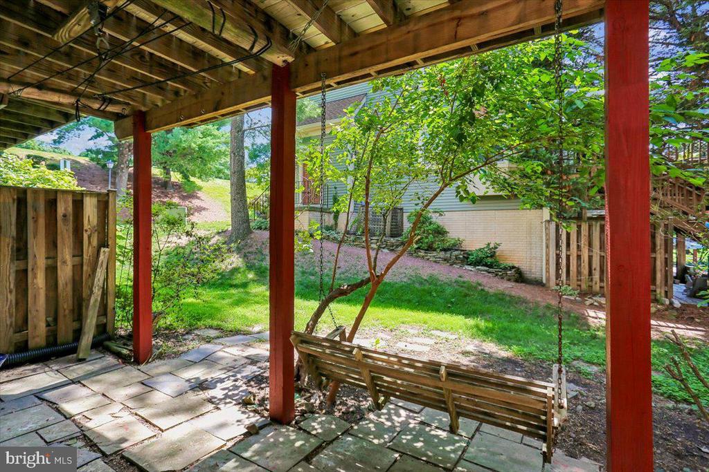 20016 LAKE PARK DRIVE Unit: 122