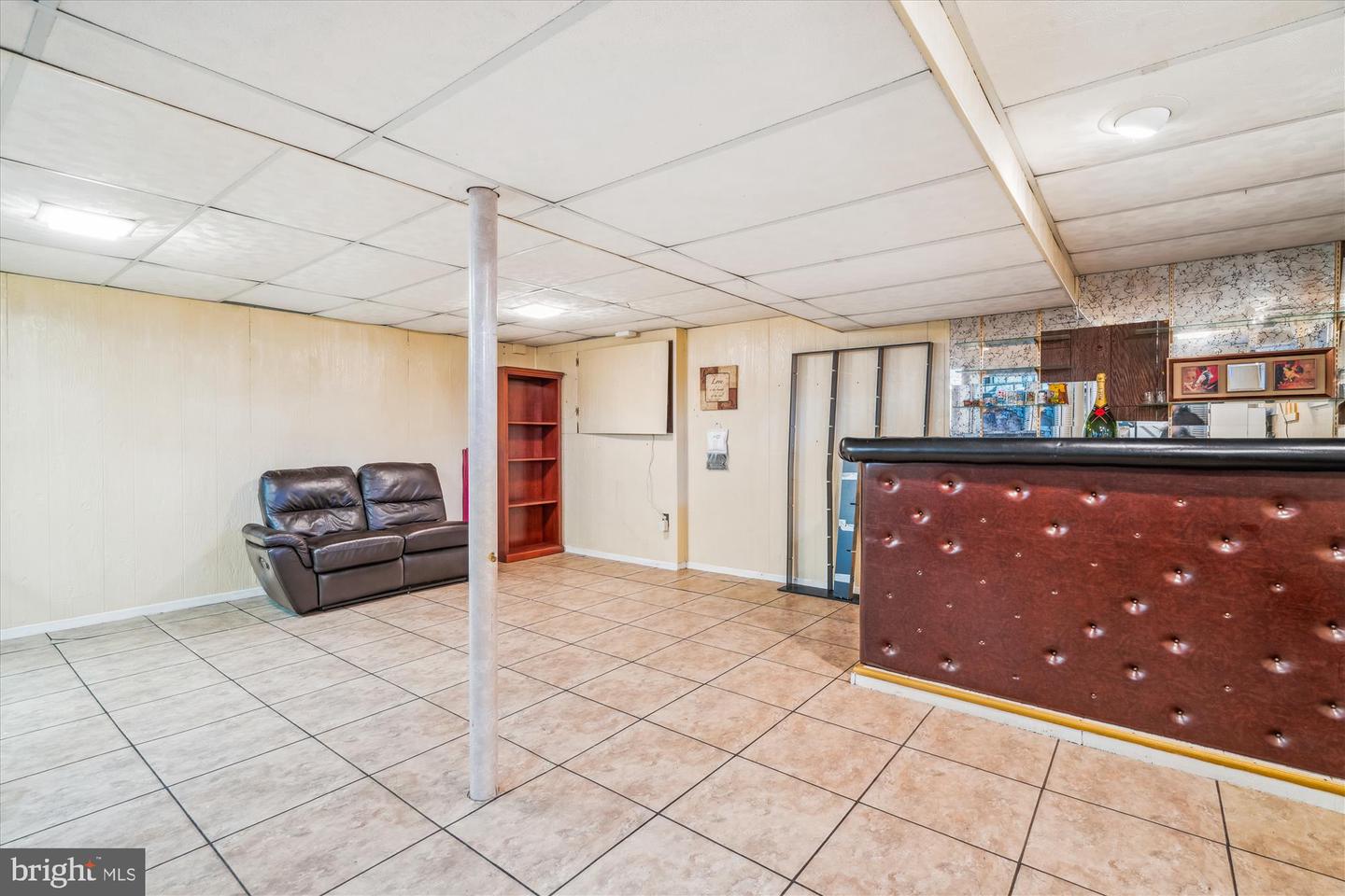 10523 Truxton Rd