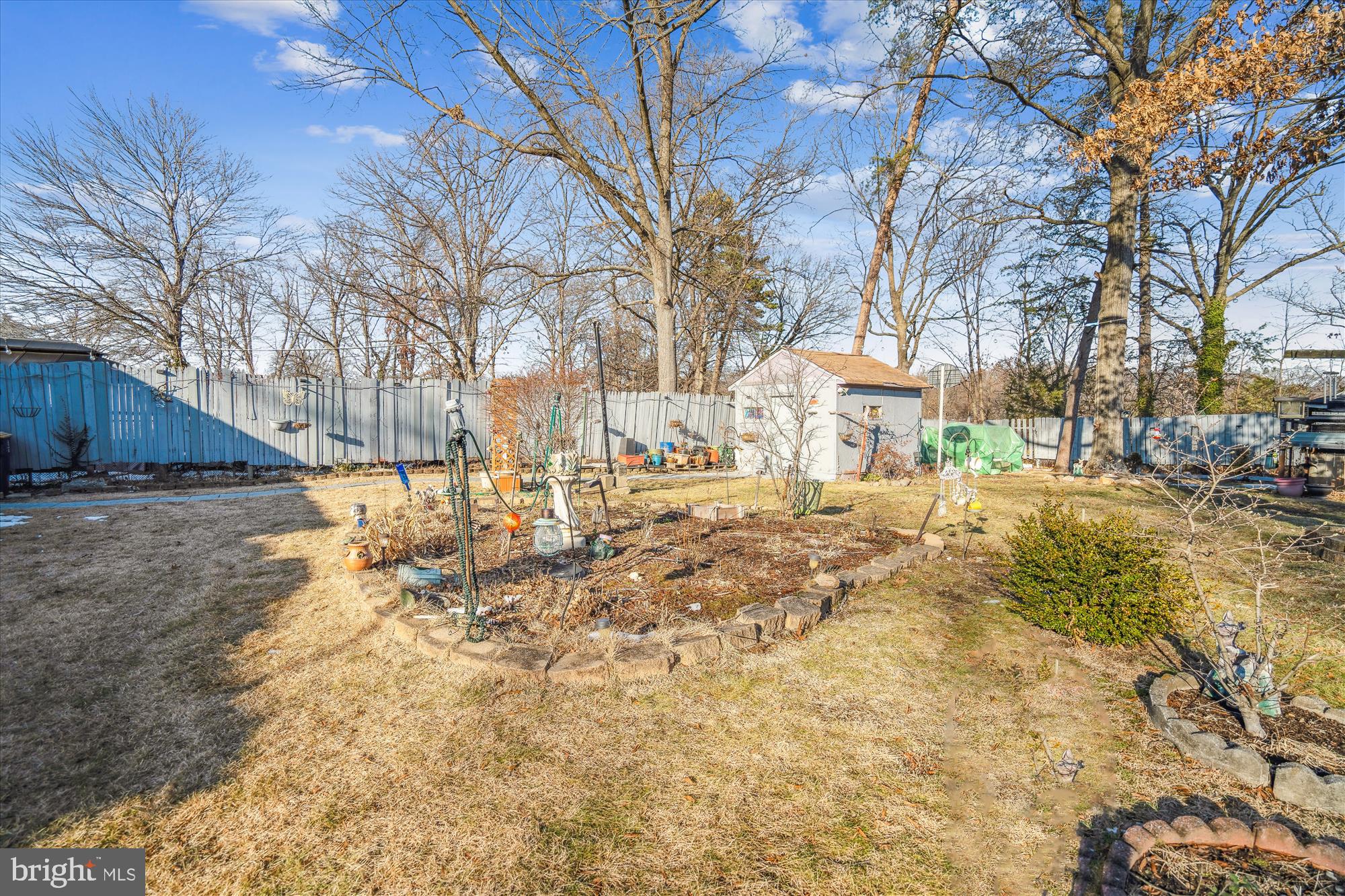 10523 Truxton Rd