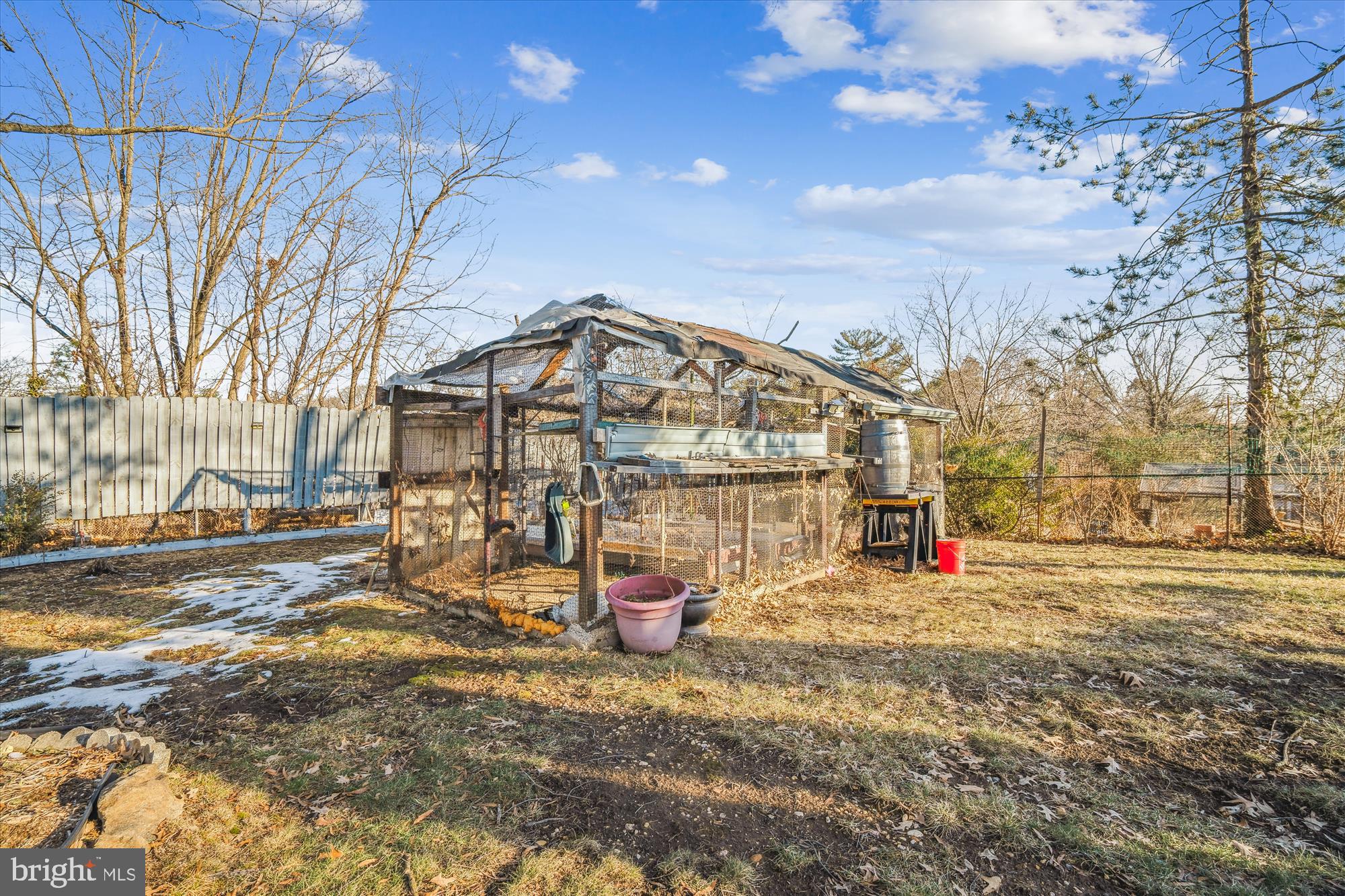 10523 Truxton Rd