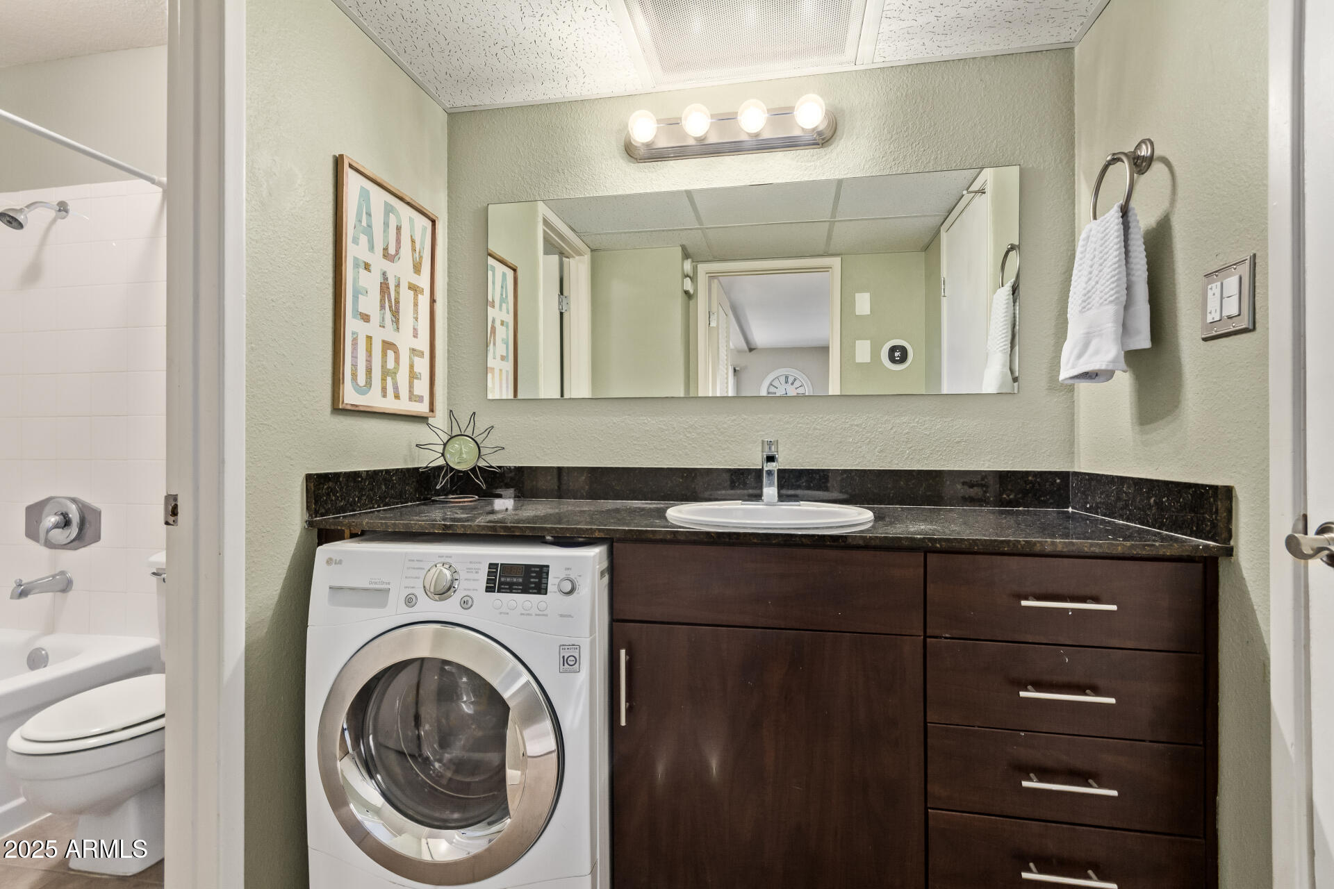7350 N VIA PASEO DEL SUR, N104