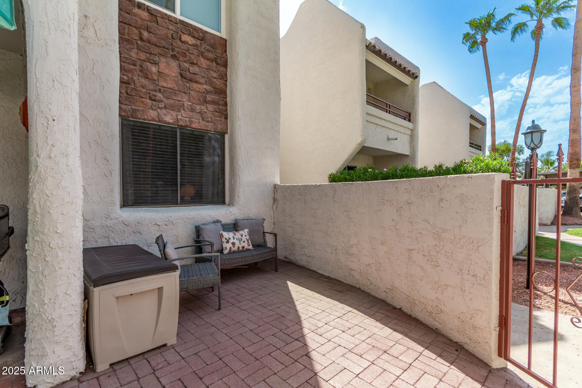 7350 N VIA PASEO DEL SUR, N104