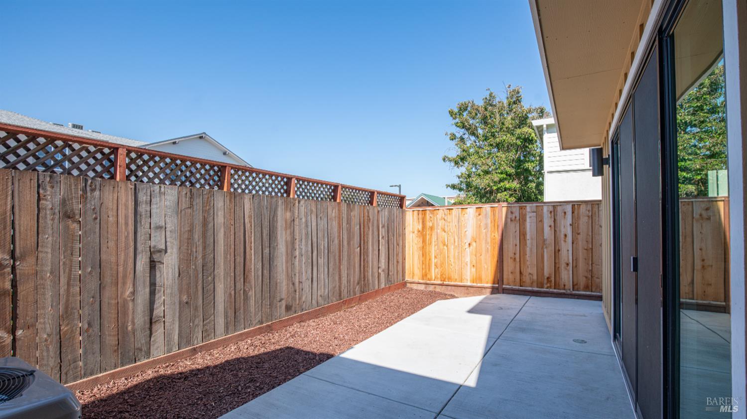 2910 Bay Village Ave