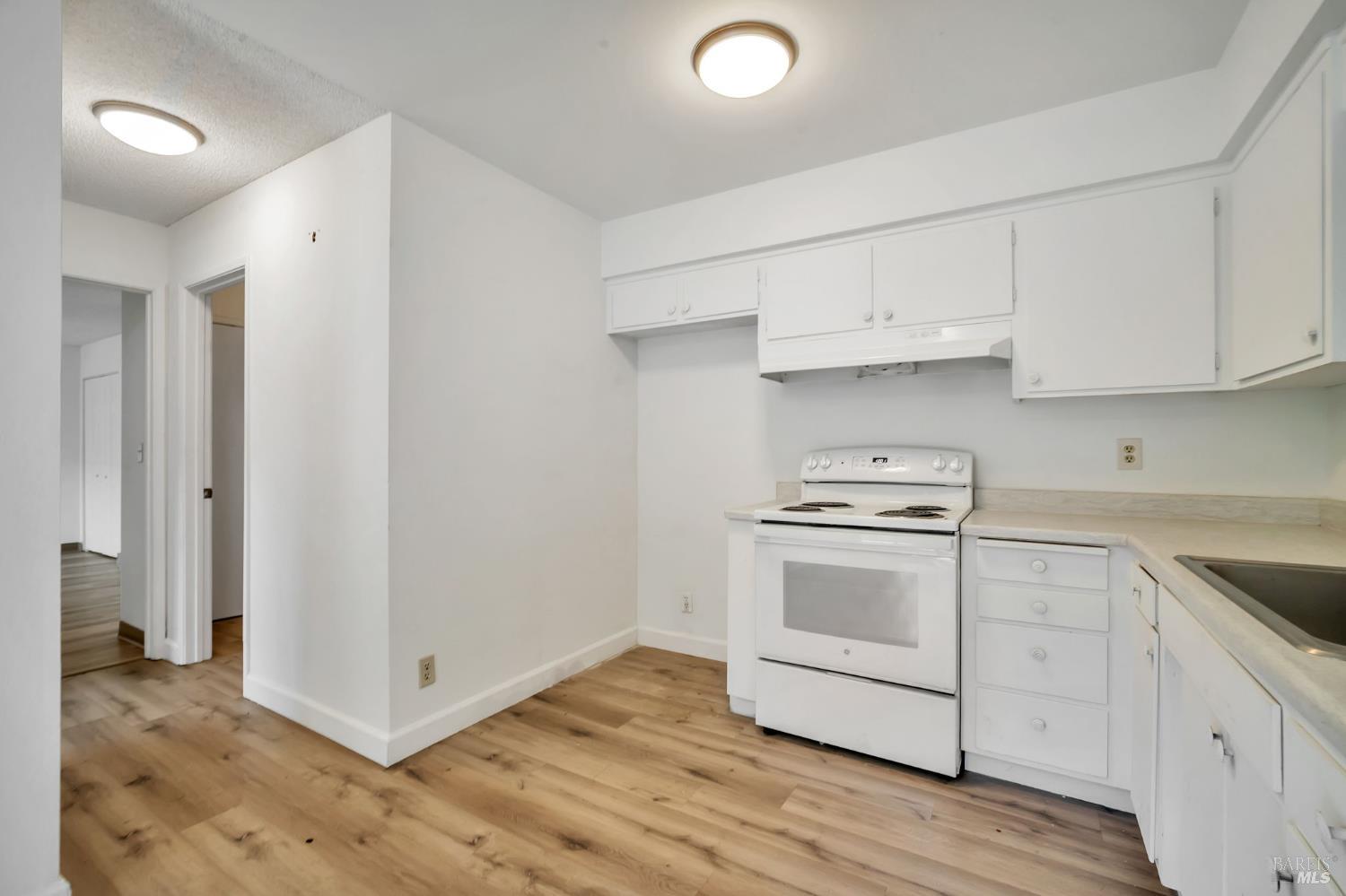 1447 Beachwood Drive