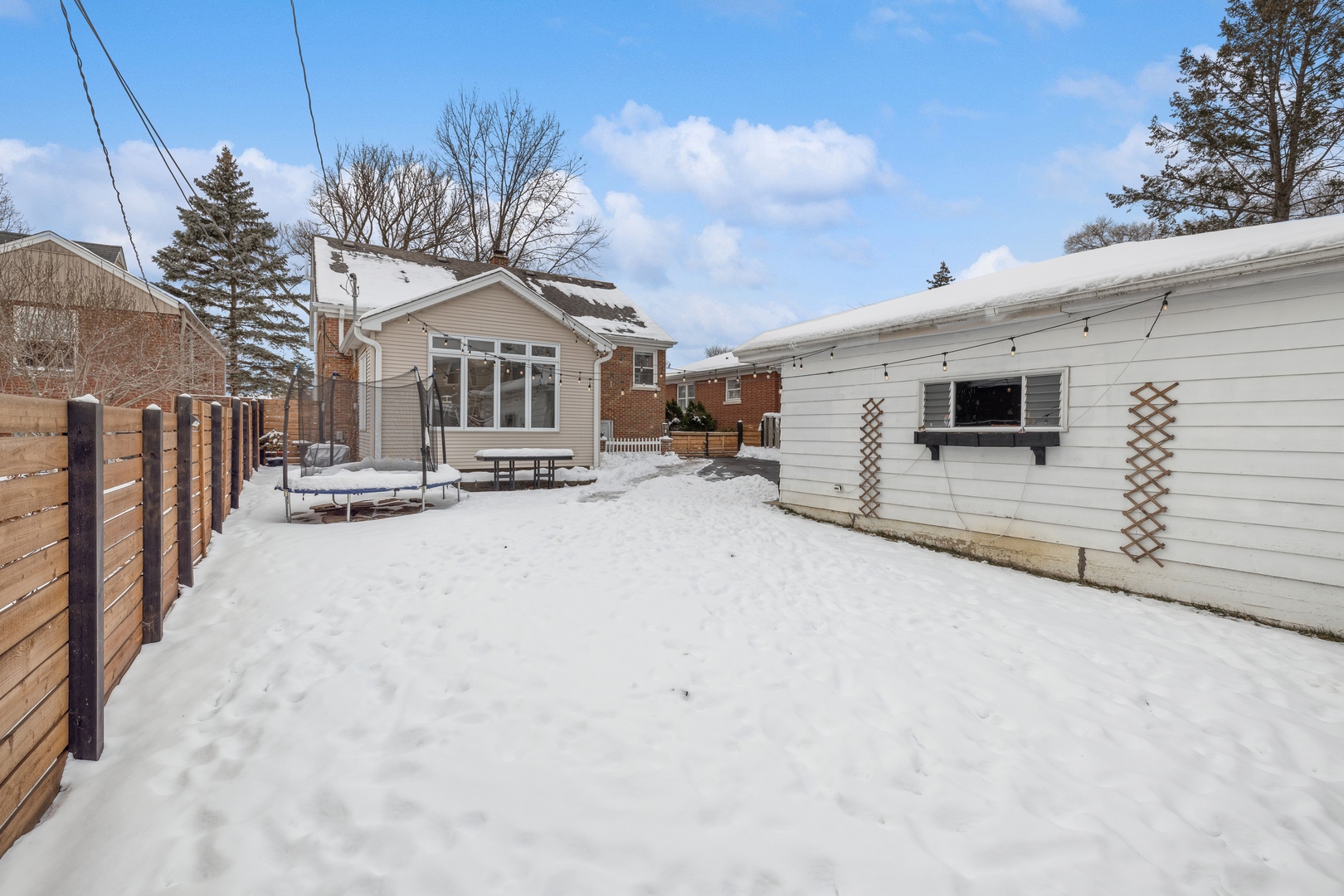 135 N Peck Avenue