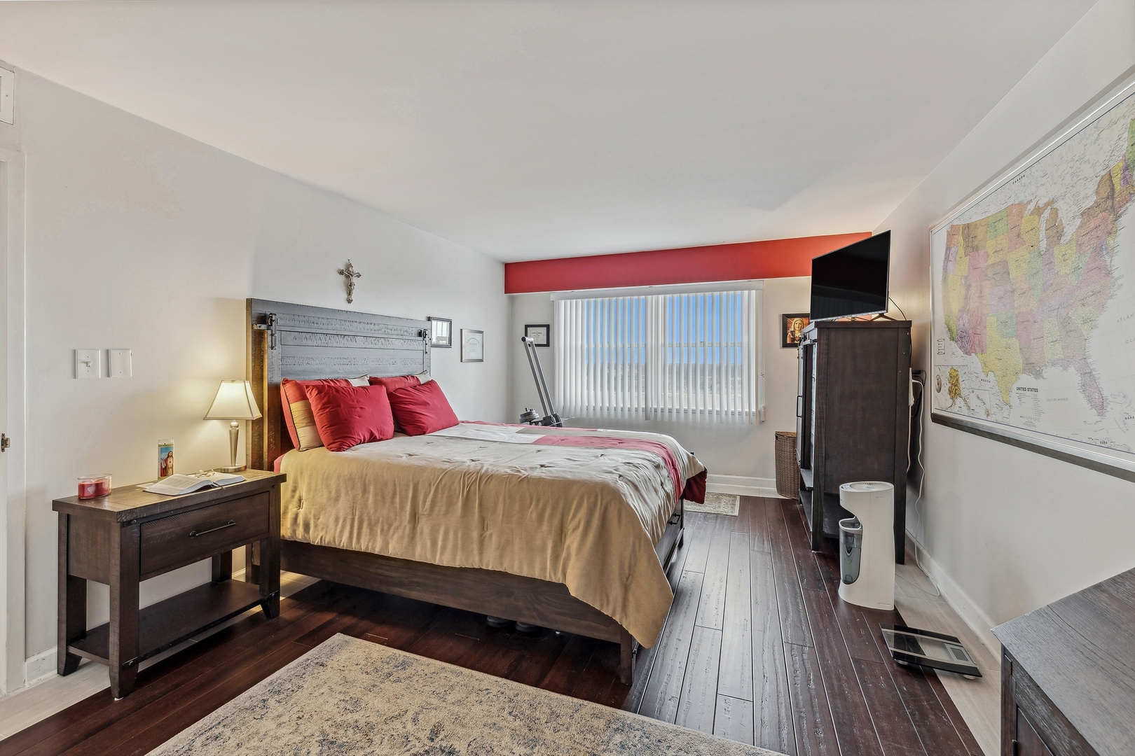 141 N La Grange Road Unit: 1005