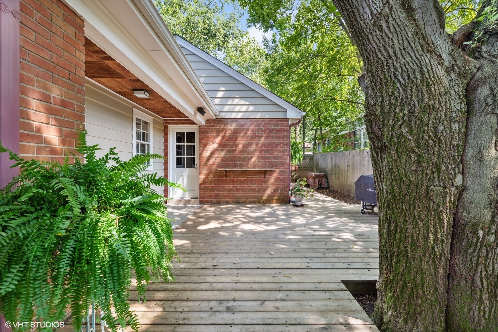 2536 Gordon Drive