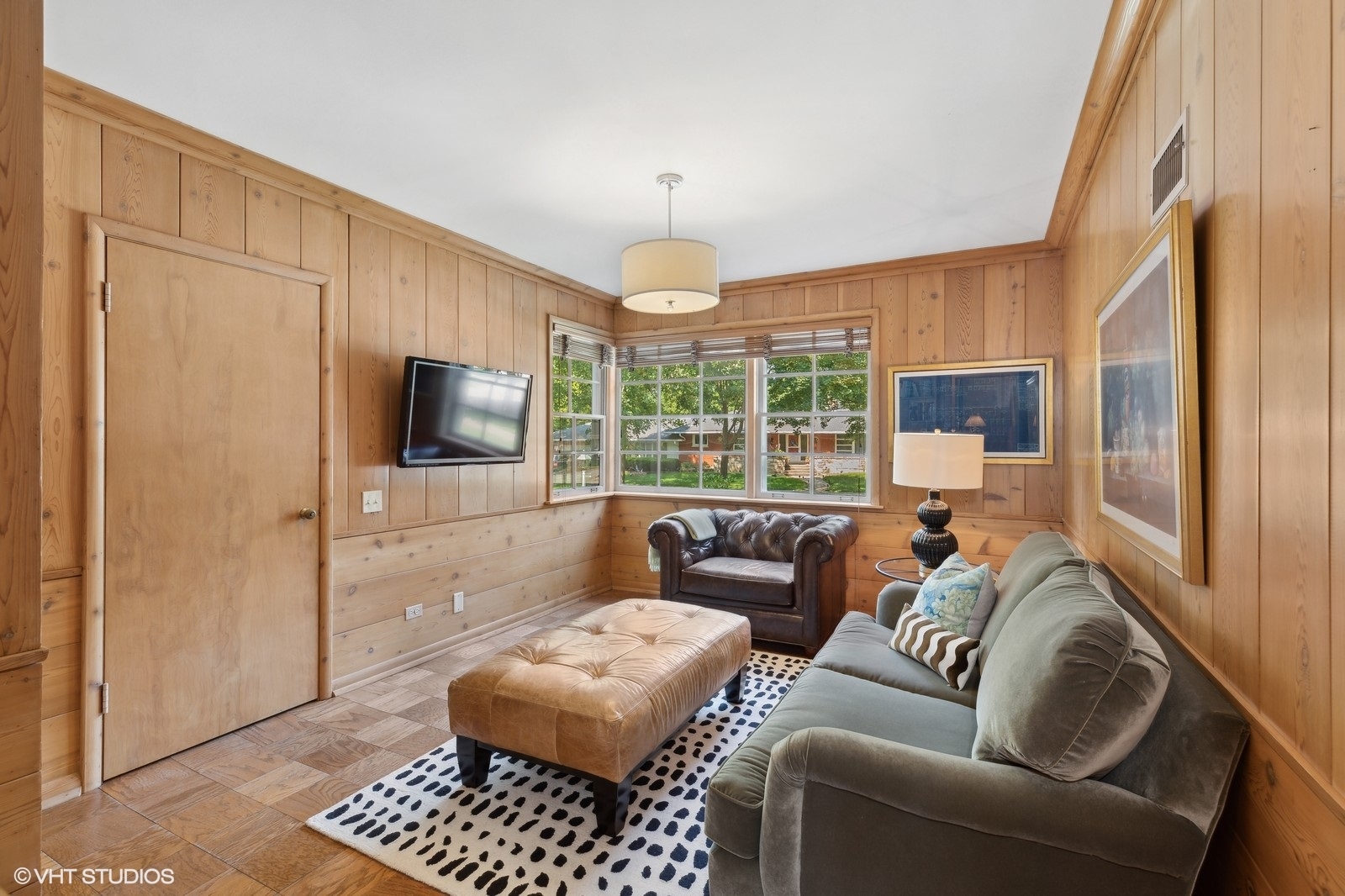 2536 Gordon Drive