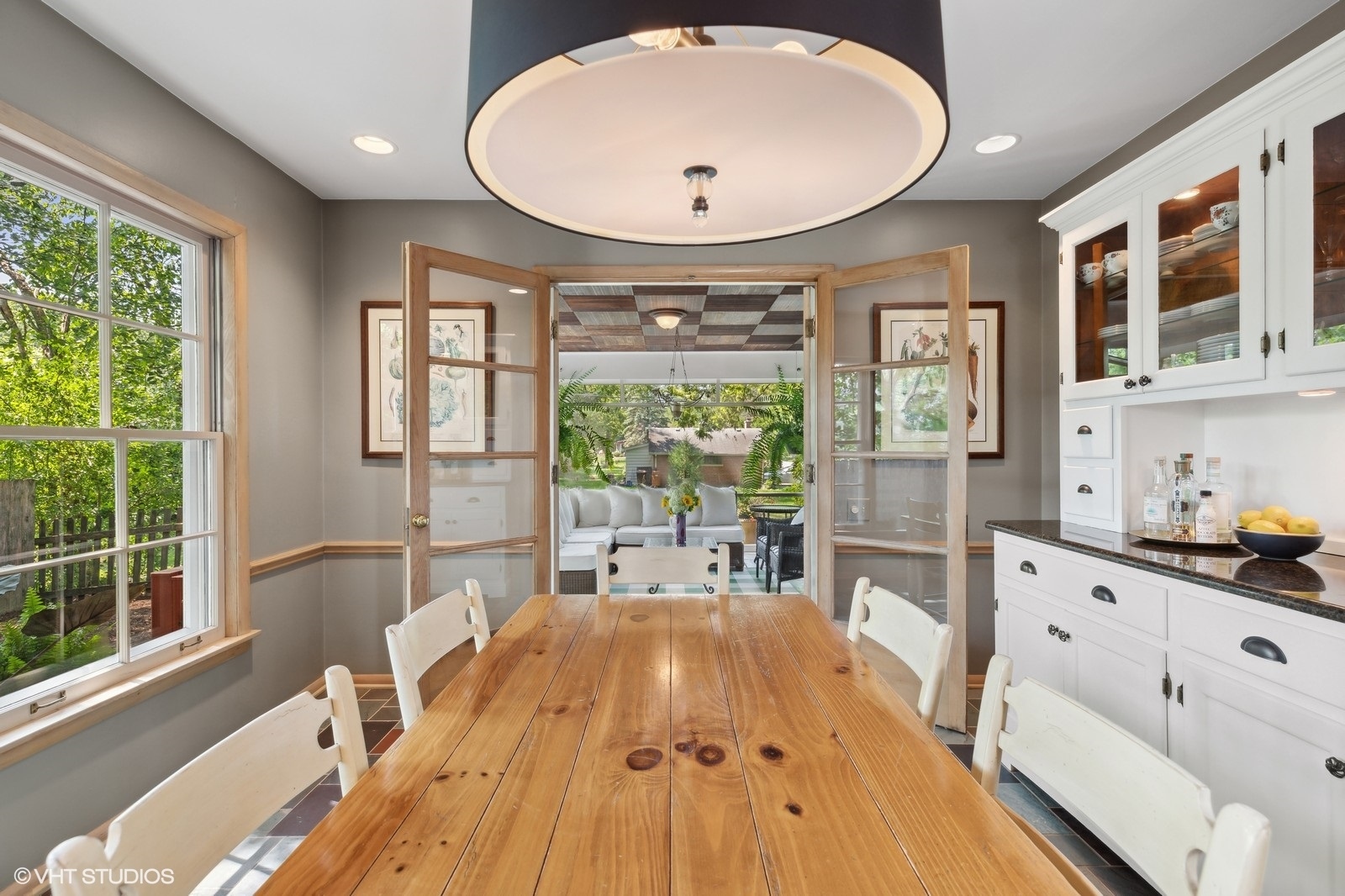 2536 Gordon Drive