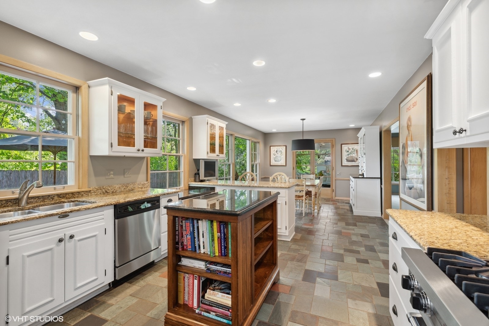 2536 Gordon Drive