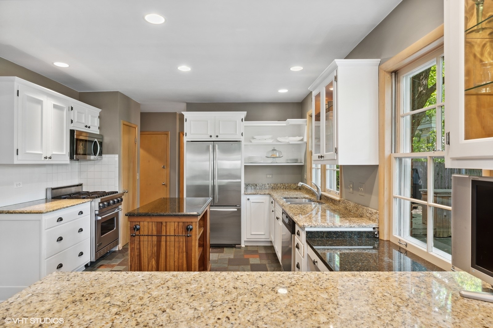 2536 Gordon Drive
