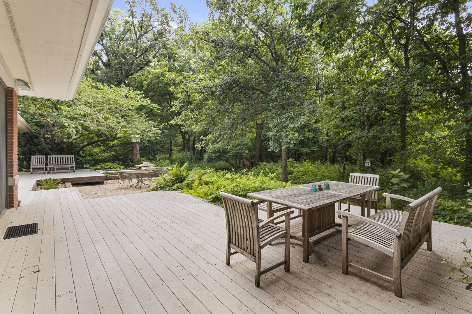 8673 Timber Ridge Drive