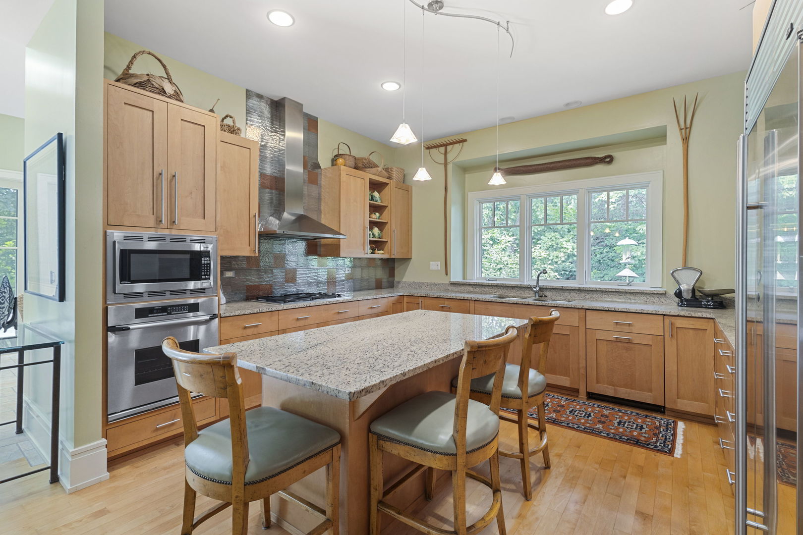 8673 Timber Ridge Drive