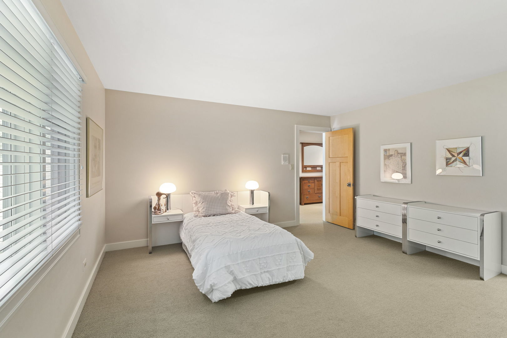 8673 Timber Ridge Drive