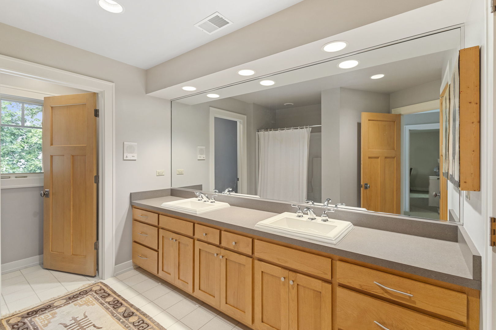 8673 Timber Ridge Drive