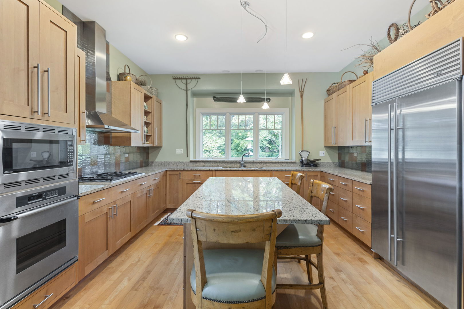 8673 Timber Ridge Drive