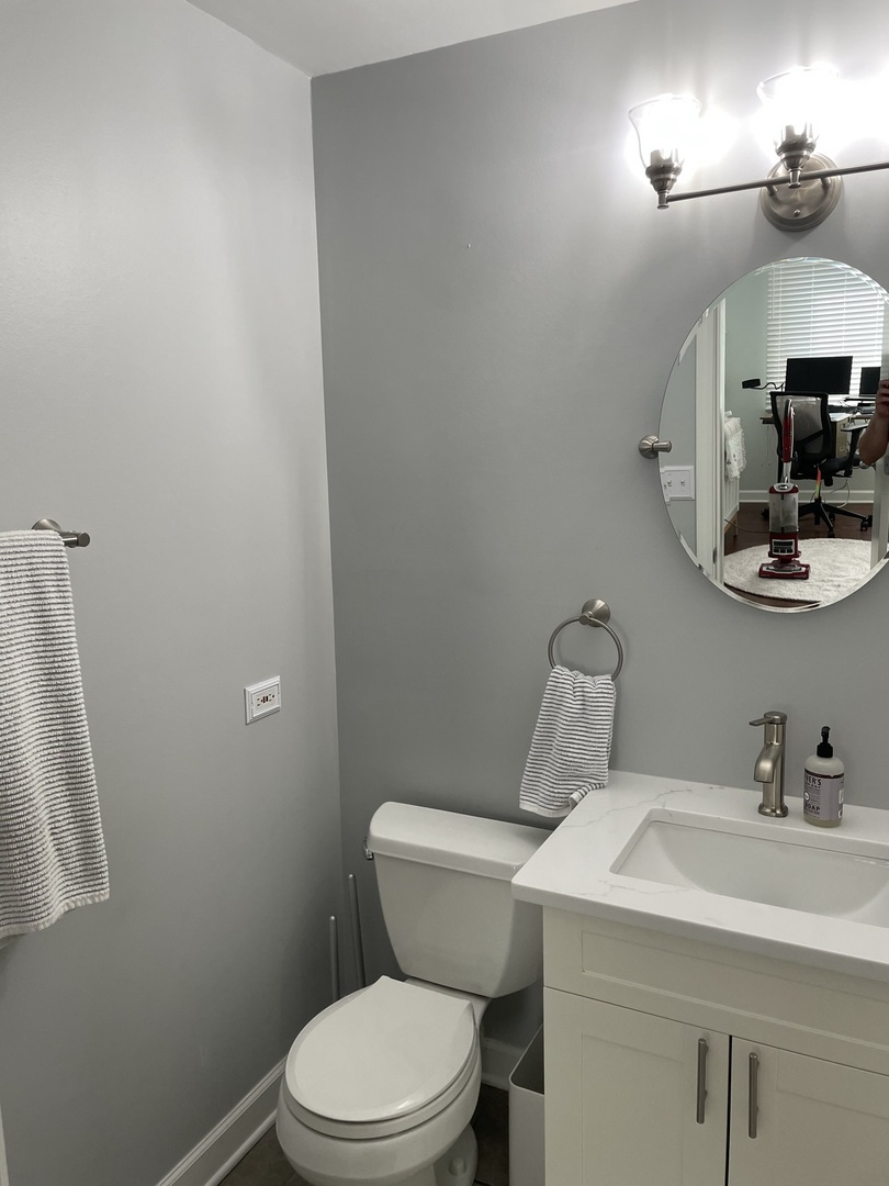 680 N Green Street Unit: 304