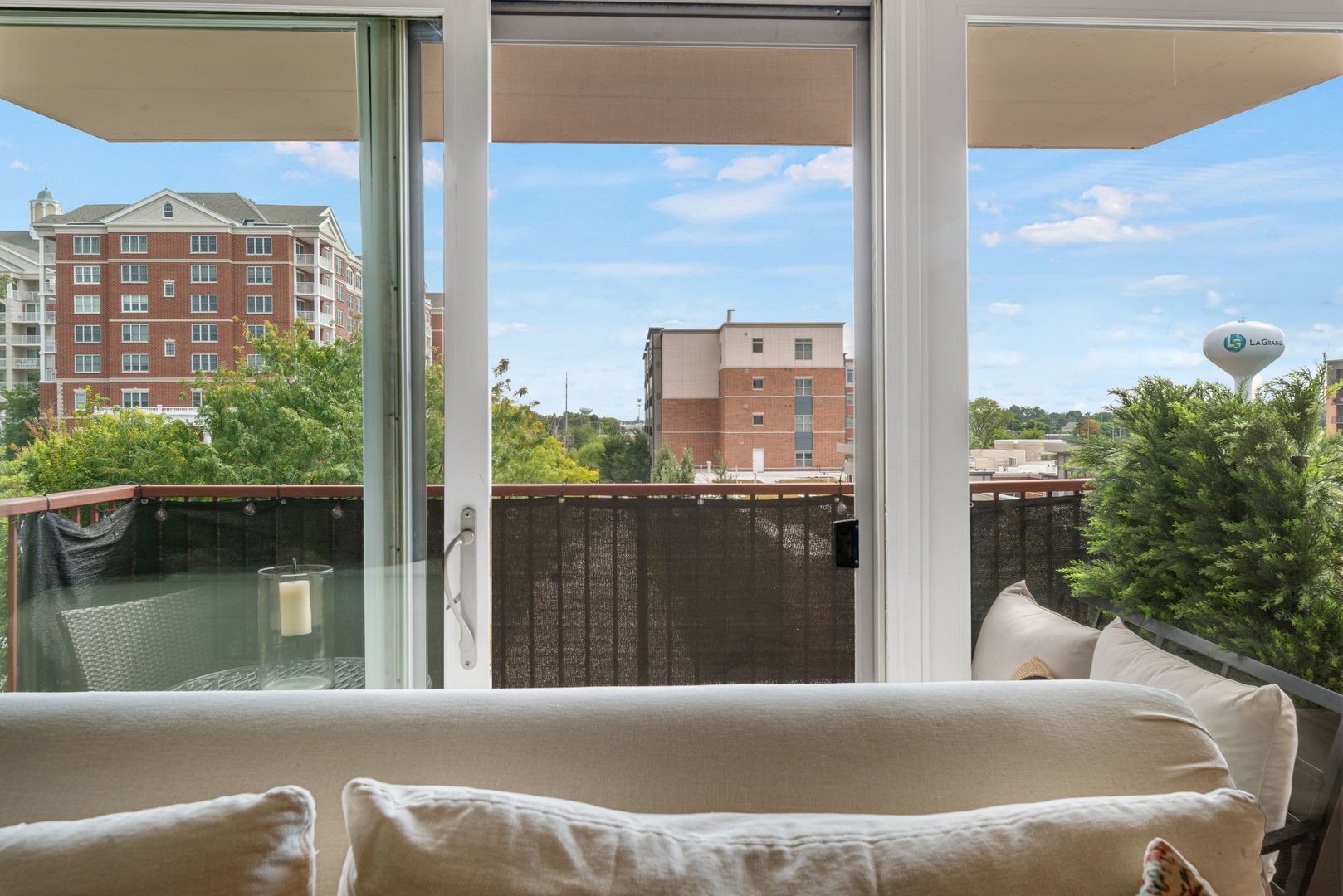 141 N La Grange Road Unit: 302