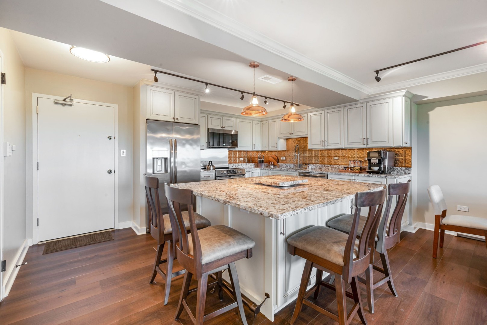 141 N LA GRANGE Road Unit: 1003