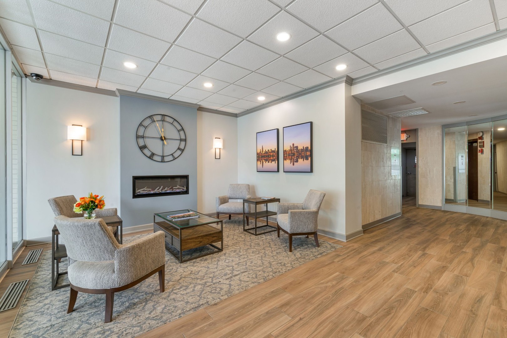 141 N LA GRANGE Road Unit: 1003