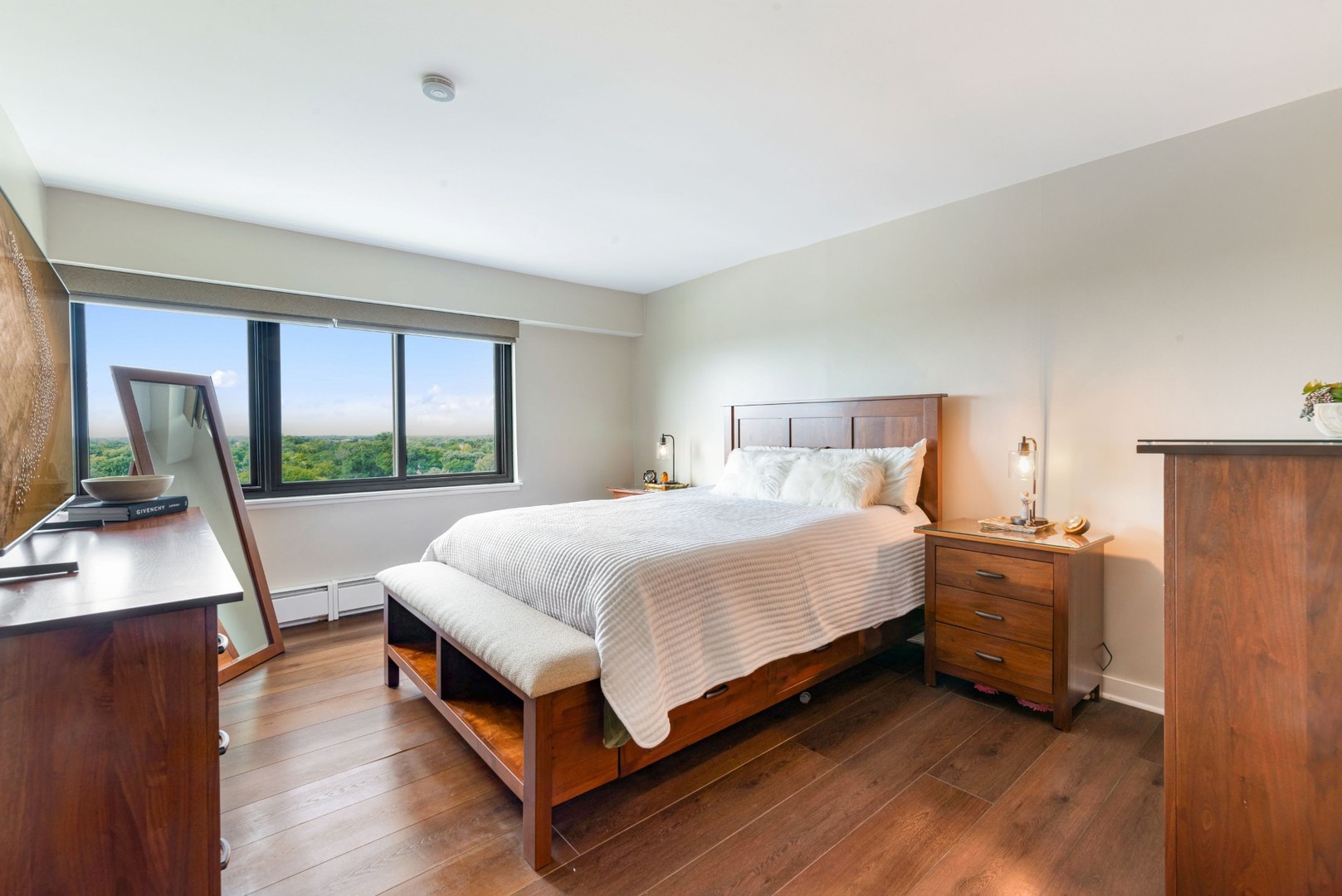 141 N LA GRANGE Road Unit: 1003
