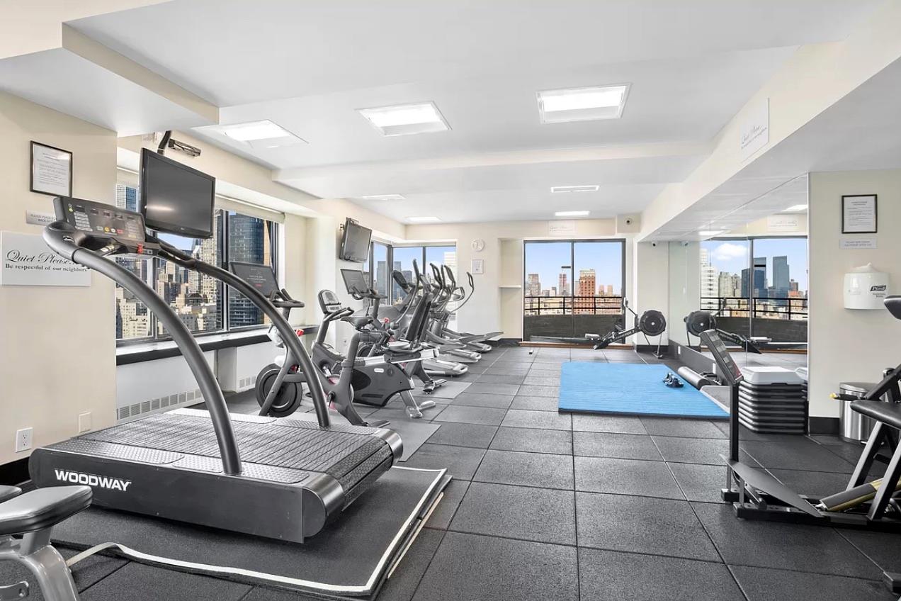 400 E 70TH Street 306