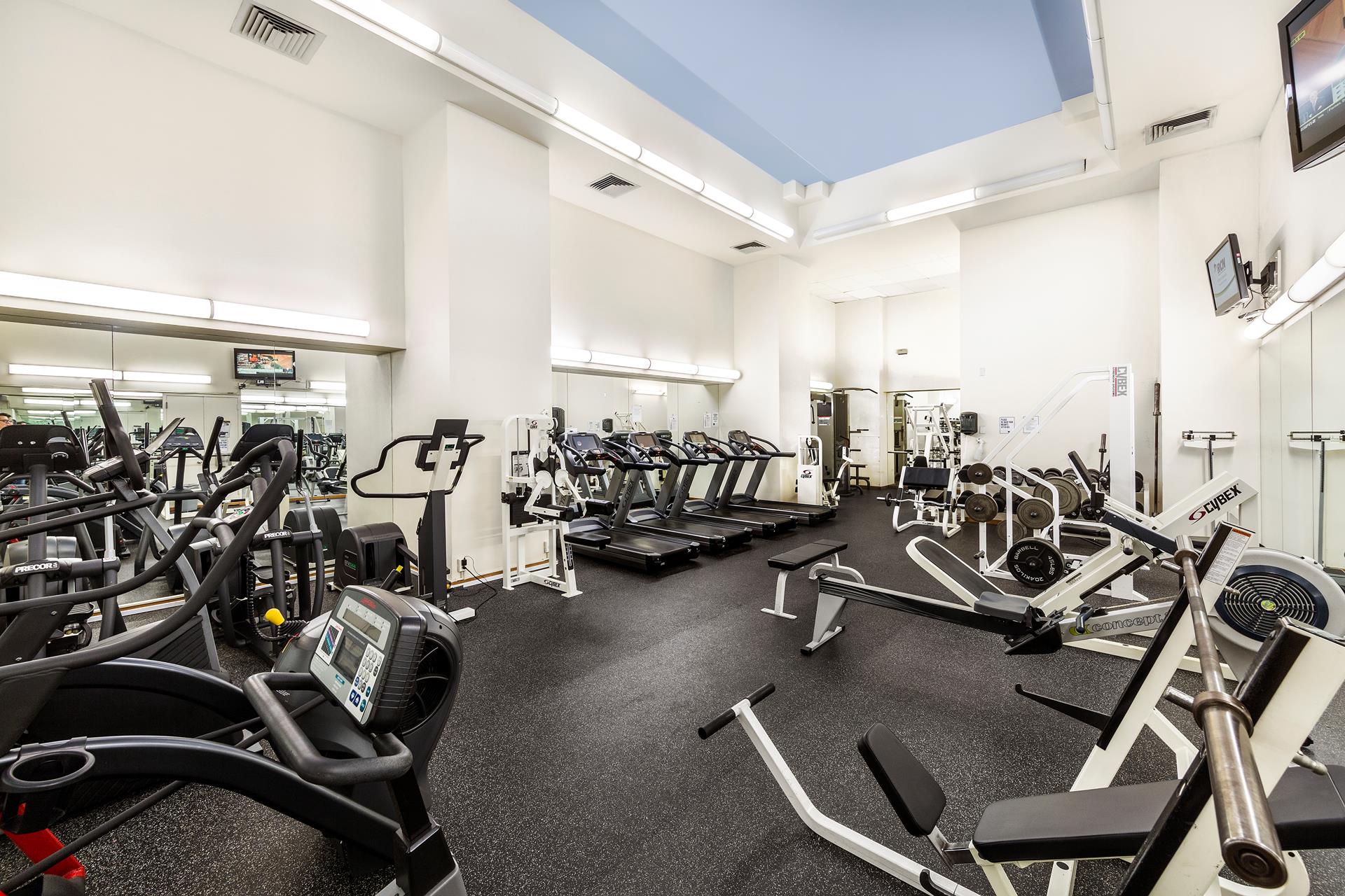 301 W 57TH Street 14C