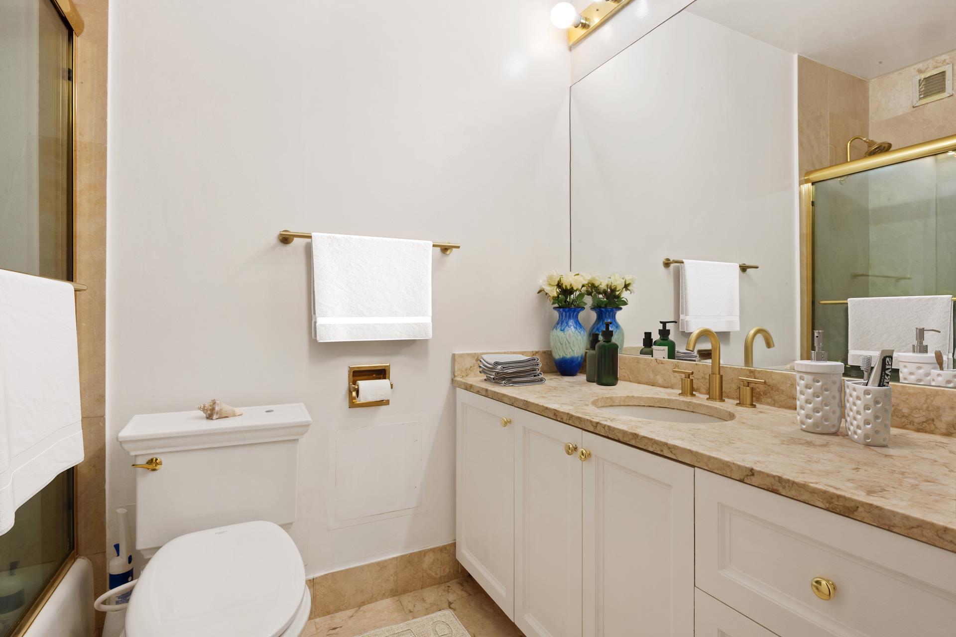 301 W 57TH Street 14C