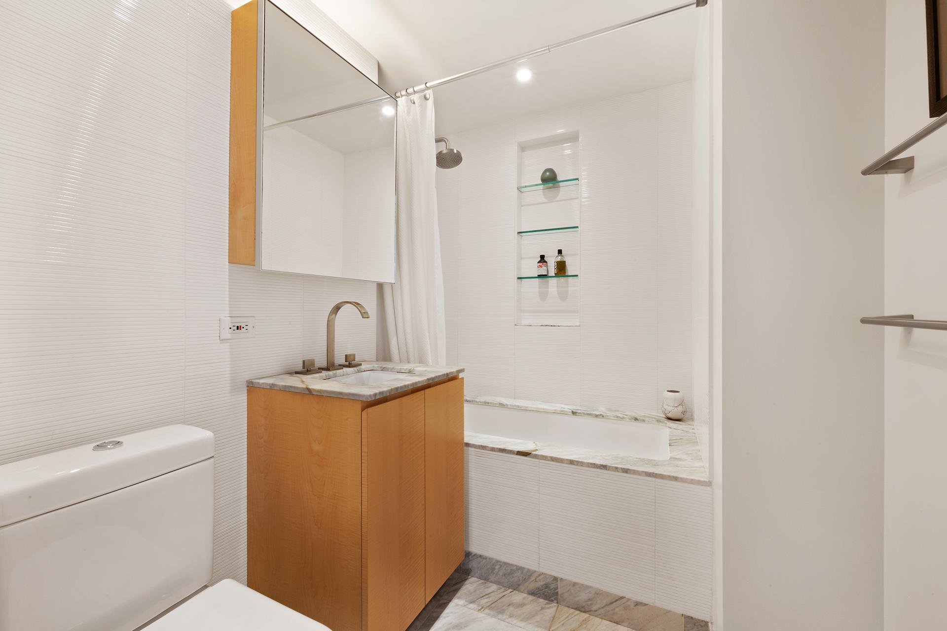 322 W 57TH Street 38D1