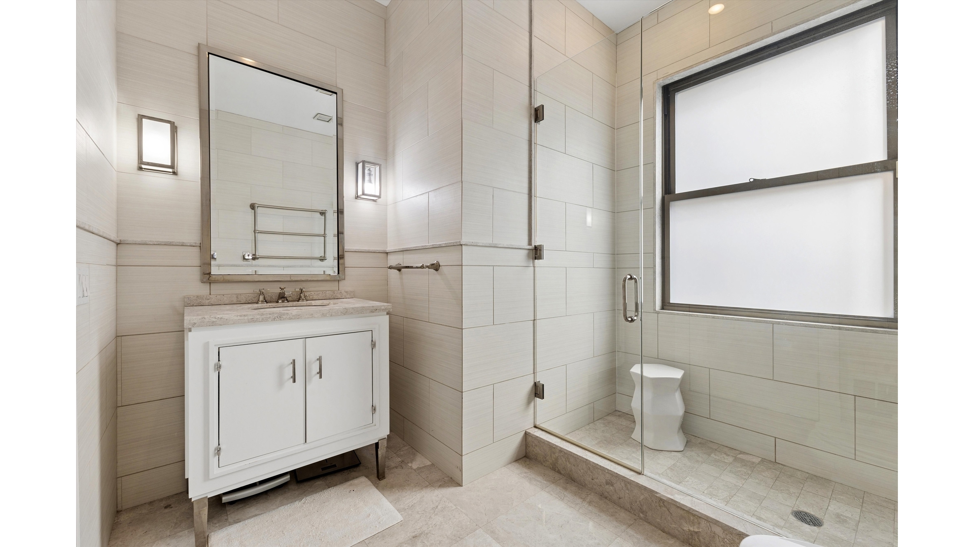 31 E 28TH Street PHEAST