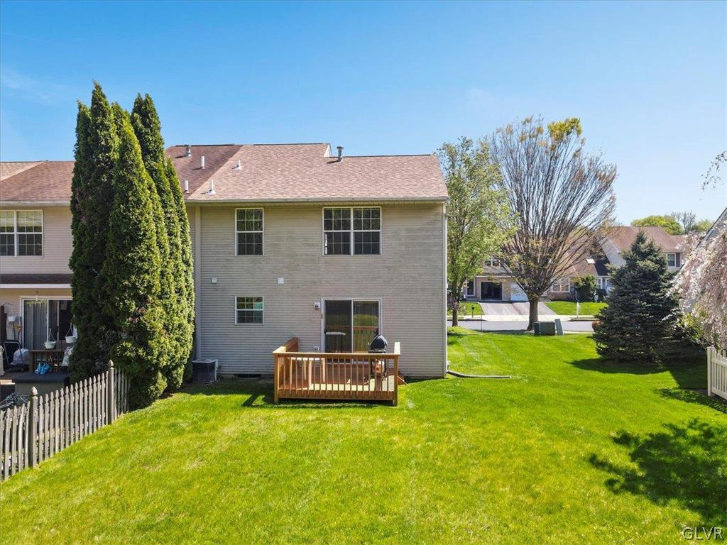 2717 Tamlynn Lane