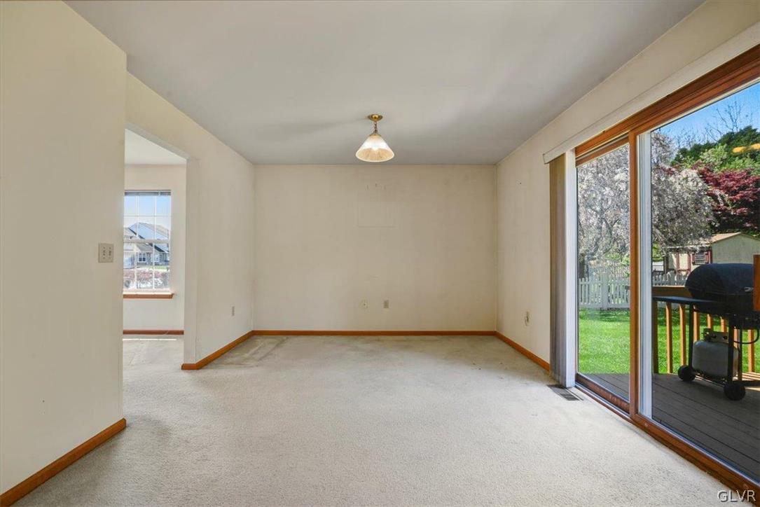 2717 Tamlynn Lane