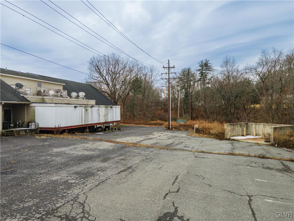 5261 Milford Road