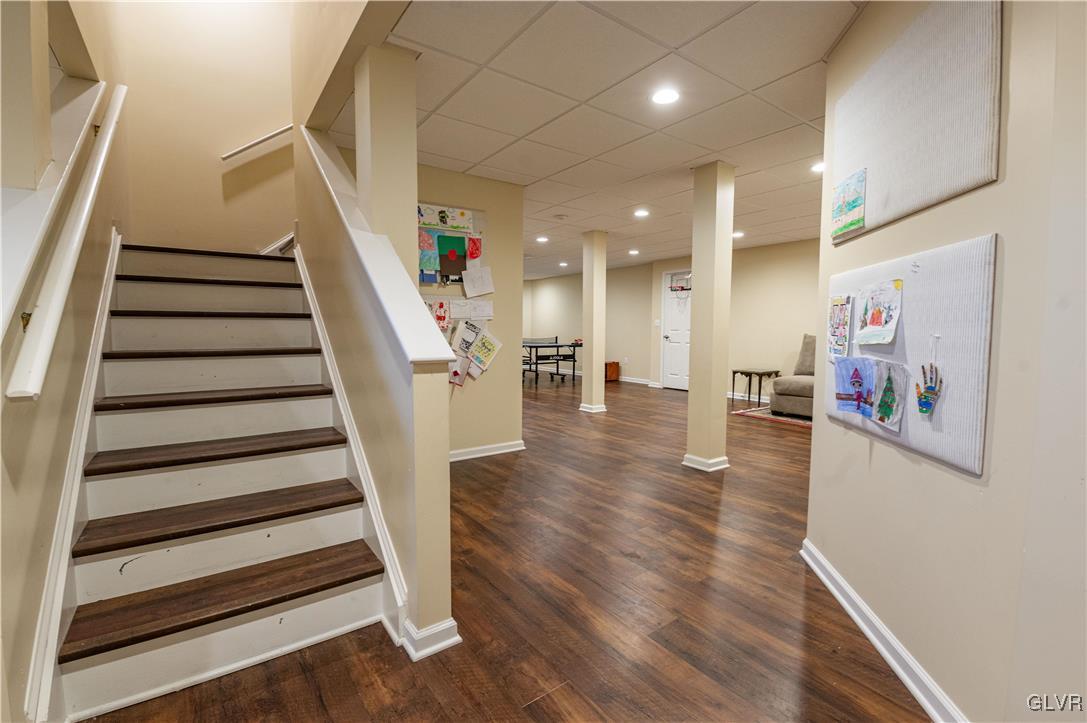 98 Carousel Lane