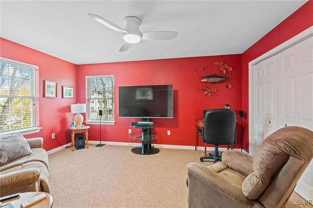 2084 Johnston Drive