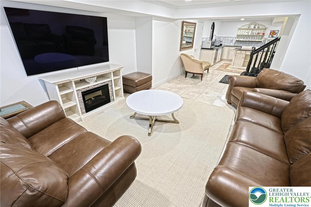 1231 Oakside Drive