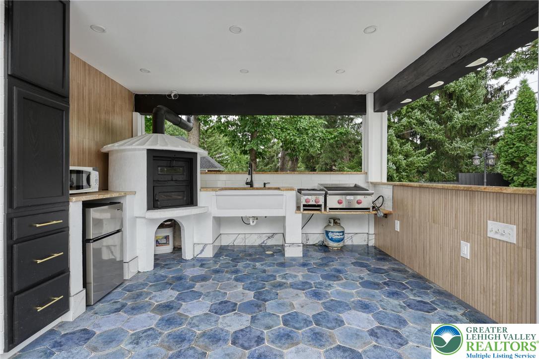 1231 Oakside Drive