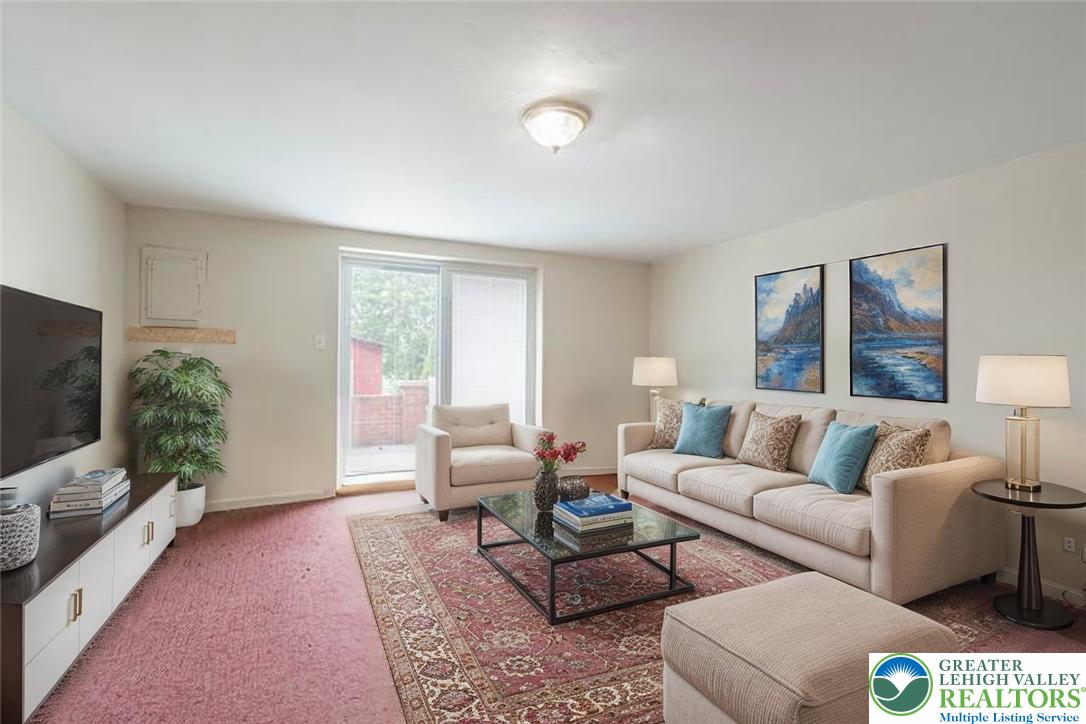 402 South Bradford Street