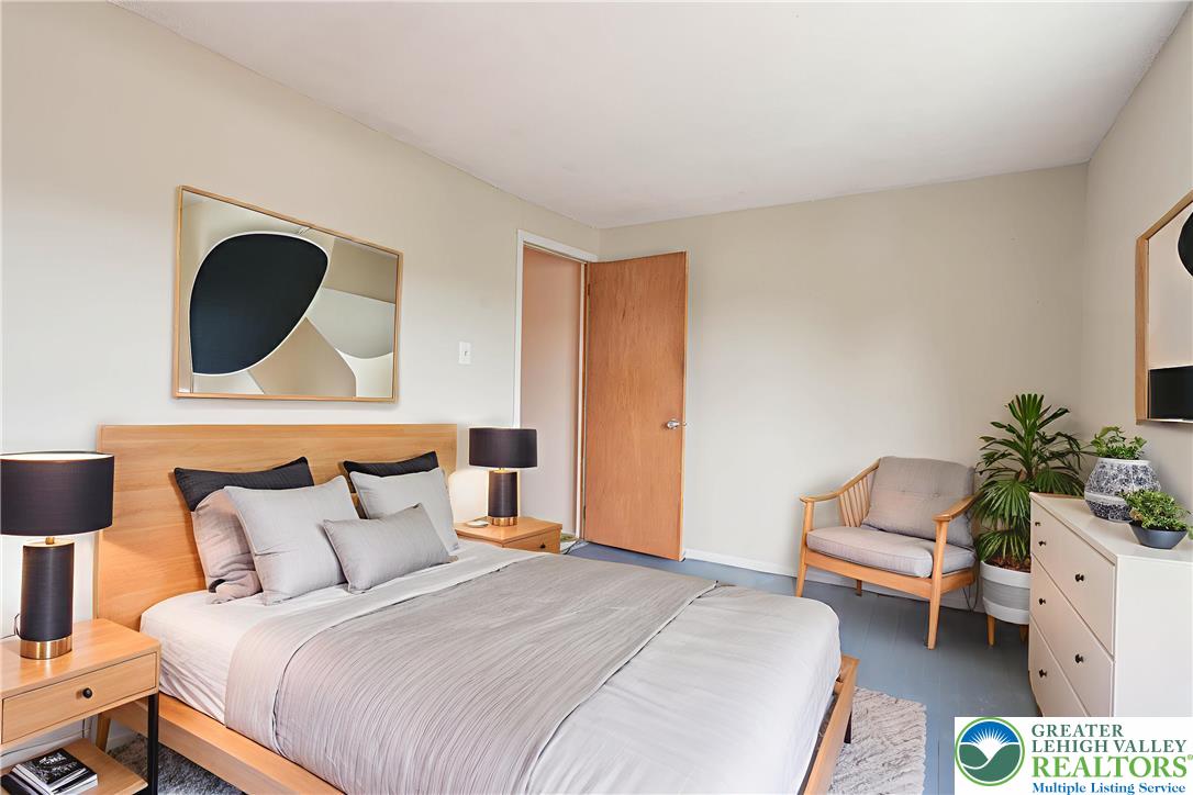 402 South Bradford Street