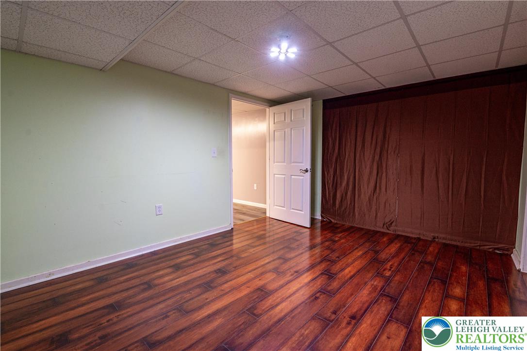 337 East Kleinhans Street