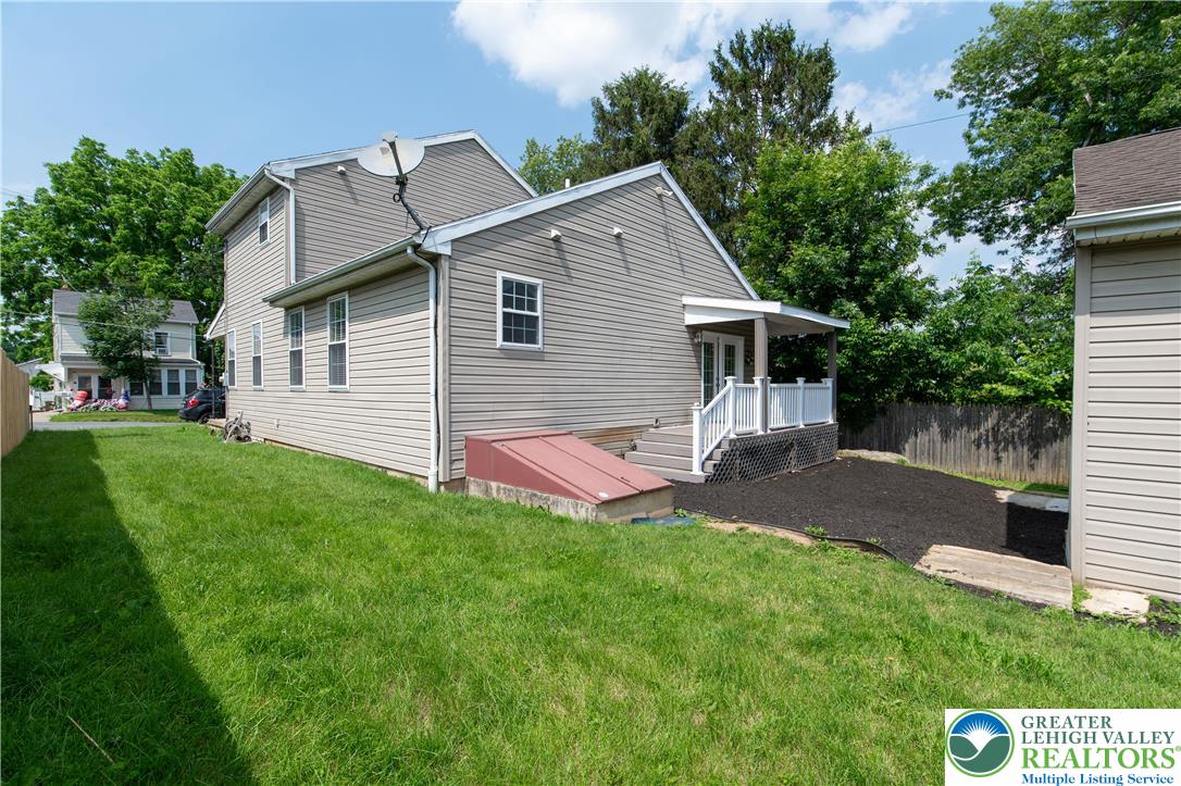 337 East Kleinhans Street