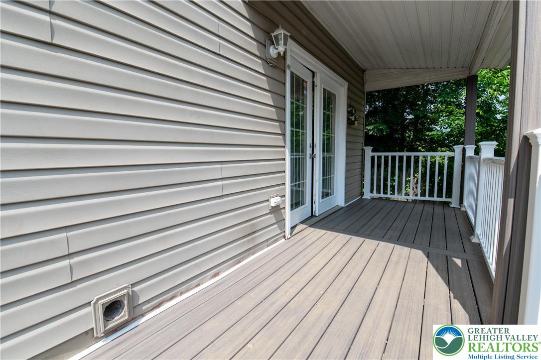 337 East Kleinhans Street